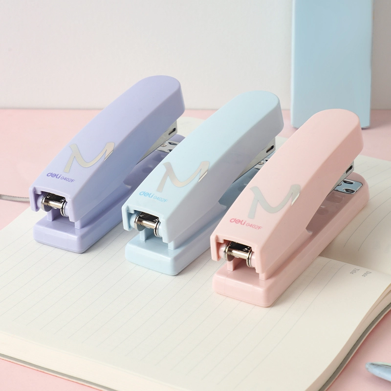 deli-e0402f-stapler2-7