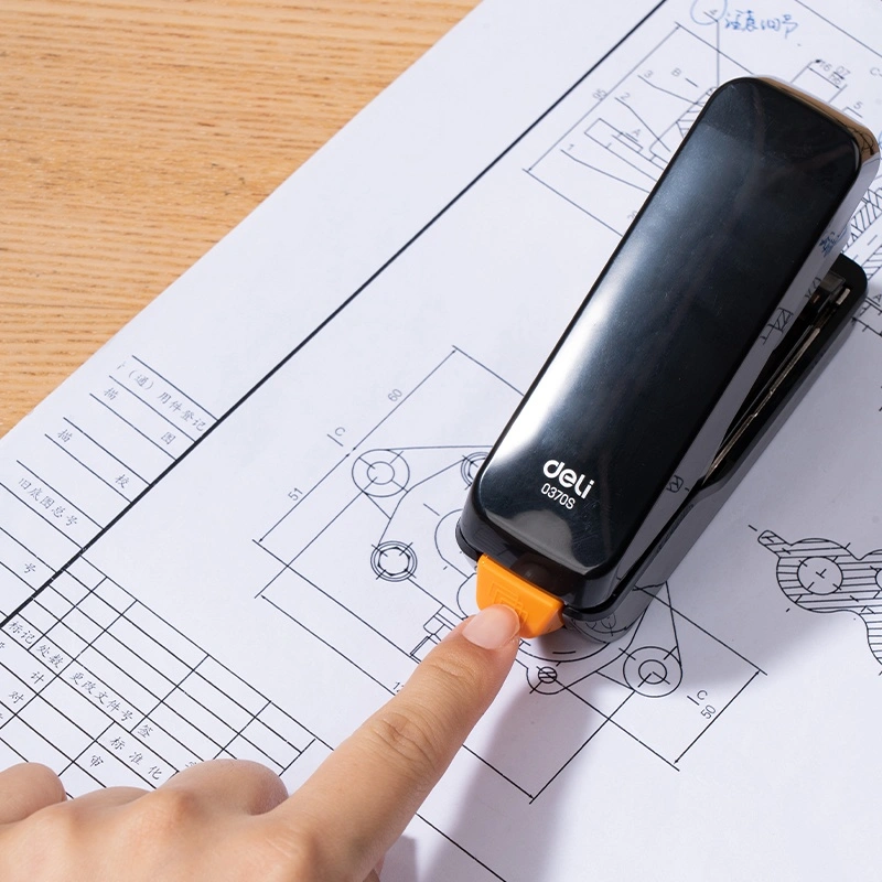 deli-e0370s-effortless-flat-clinch-stapler6